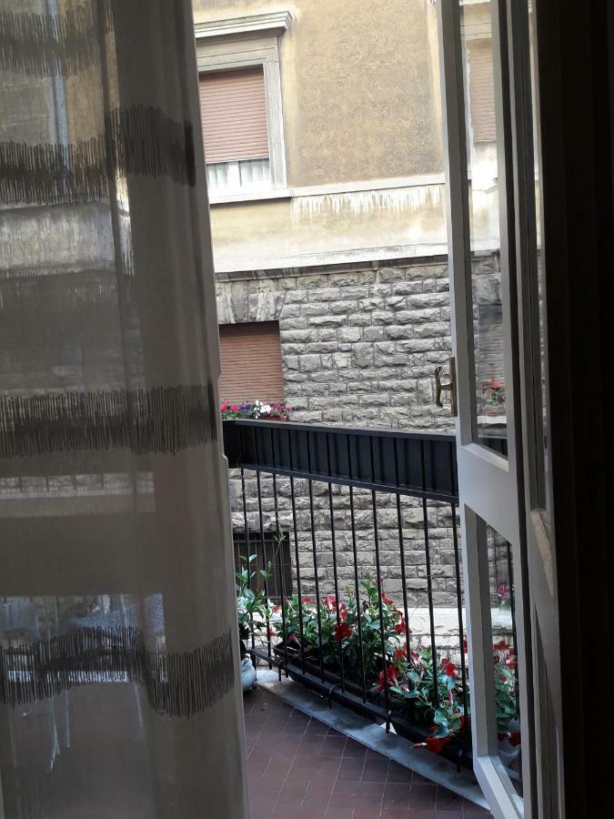 Happy Holidays Welcome Триест Экстерьер фото